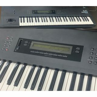 KORG M1 内蔵電池交換済み シンセサイザー液晶表示良好