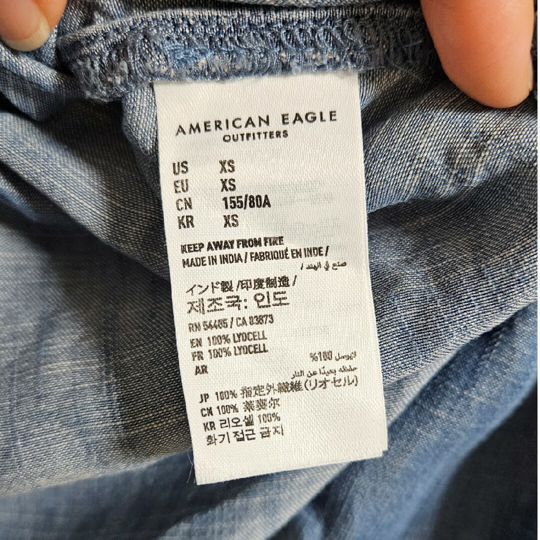 American Eagle(アメリカンイーグル)のアメリカンイーグル　デニムシャツ レディースのトップス(シャツ/ブラウス(長袖/七分))の商品写真