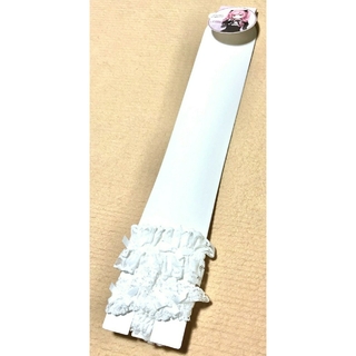 新品 イモちゃん リボン付き　レースガーター シアー オーバーニー 白　量産型(ソックス)