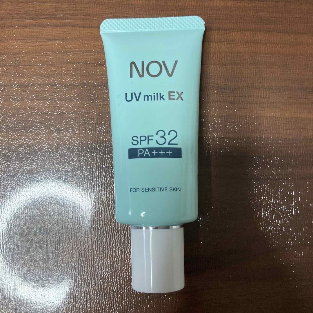 NOV(ノブ)のUVシールドEX SPF50+ PA++++ コスメ/美容のボディケア(日焼け止め/サンオイル)の商品写真