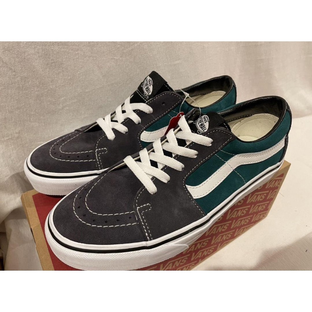 OLD SKOOL（VANS）(オールドスクール)の新品バンズスケートOLDSKOOLオールドスクールsliponスリッポン27 メンズの靴/シューズ(スニーカー)の商品写真