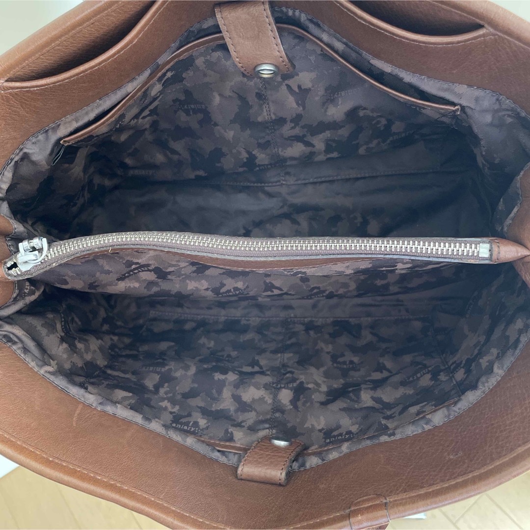 aniary(アニアリ)のアニアリaniaryパネルインビジネストートバッグ07-02001 中古ブラウン メンズのバッグ(ビジネスバッグ)の商品写真