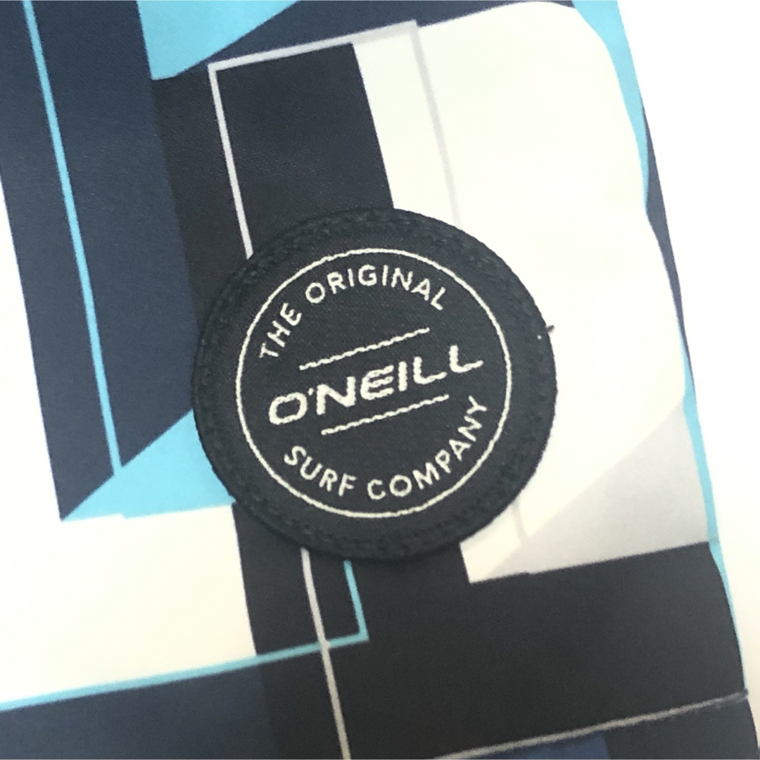 O'NEILL(オニール)の【新品】オニール  メンズ ボードショーツ ロゴ柄 ホワイトブルー 32 L メンズの水着/浴衣(水着)の商品写真