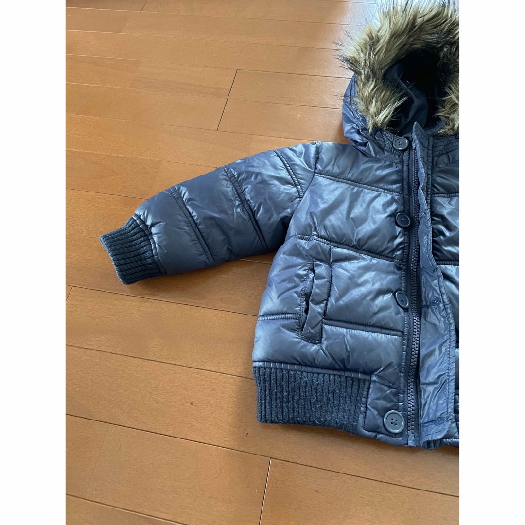 トイザらス(トイザラス)のキッズ　子供服　90サイズ　アウター　ジャケット　フード付き キッズ/ベビー/マタニティのキッズ服男の子用(90cm~)(ジャケット/上着)の商品写真