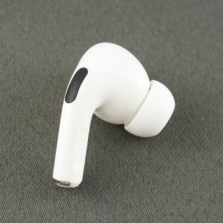 アップル(Apple)のApple AirPods Pro エアーポッズ プロ 右イヤホンのみ USED美品 第一世代 R 片耳 右耳 A2083 MWP22J/A 完動品 中古 V9048(ヘッドフォン/イヤフォン)