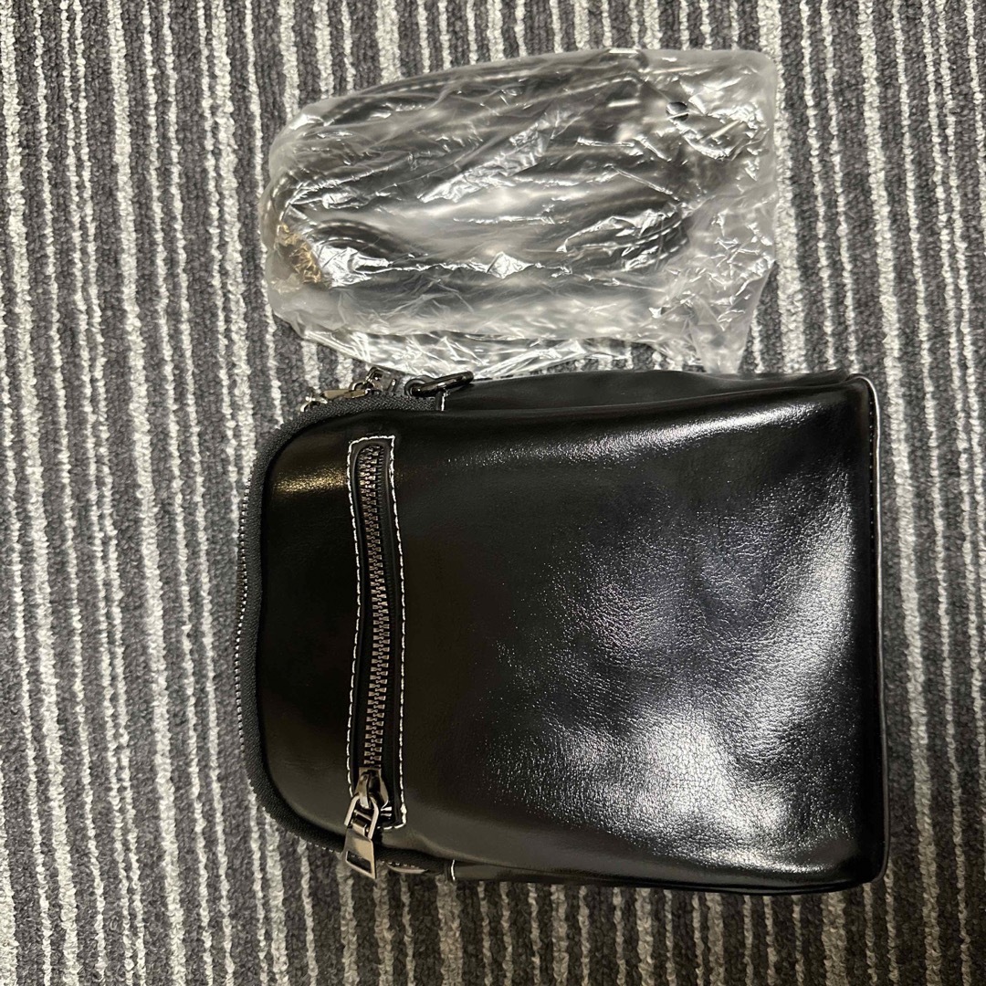 スマホポーチレディースショルダーバッグ財布小銭入れミニバッグ牛革新品 レディースのバッグ(ショルダーバッグ)の商品写真