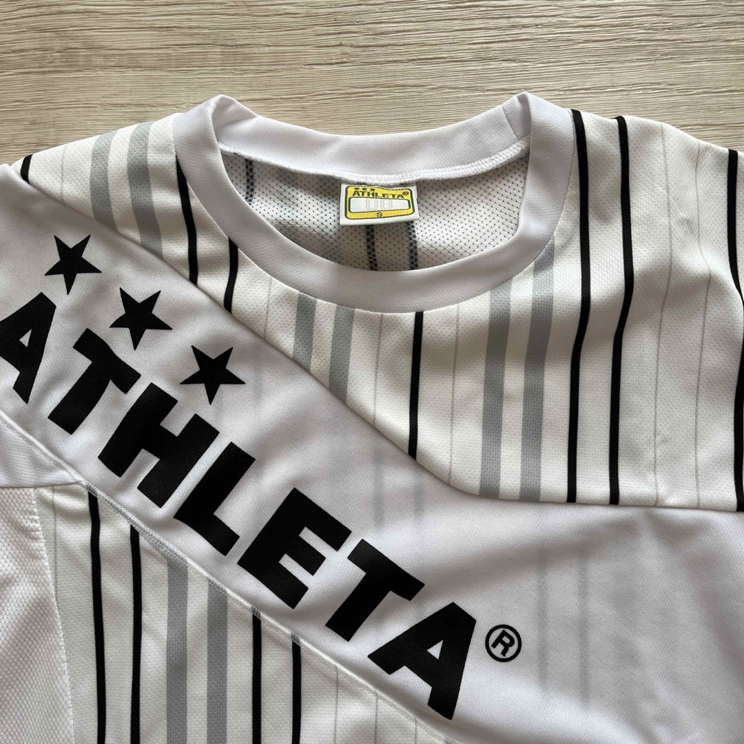 ATHLETA(アスレタ)のATHLETA 美品プラクティスシャツ　S スポーツ/アウトドアのサッカー/フットサル(ウェア)の商品写真