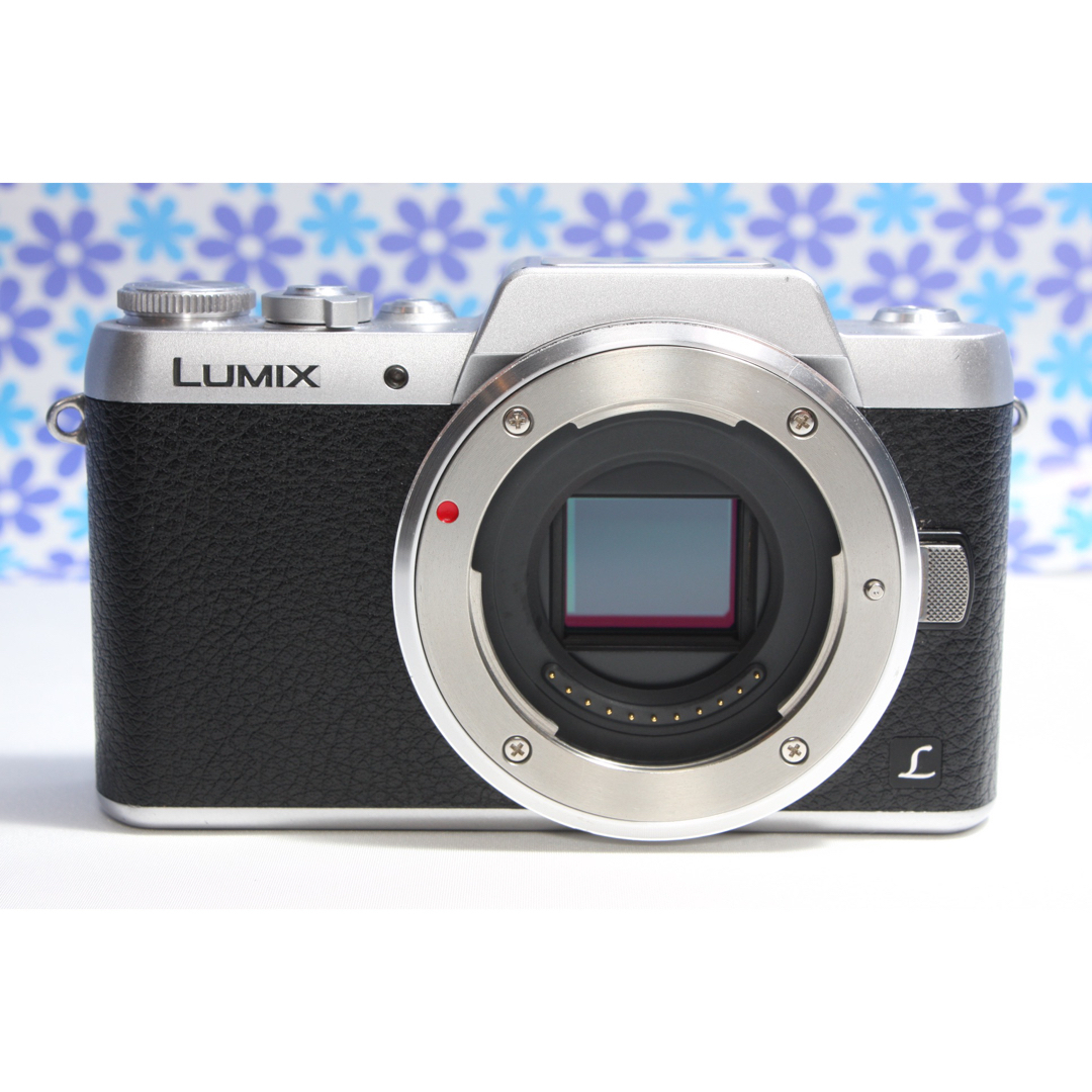 Wi-Fi内蔵★LUMIX DC-GF7★高画質★動画撮影★お散歩カメラ★