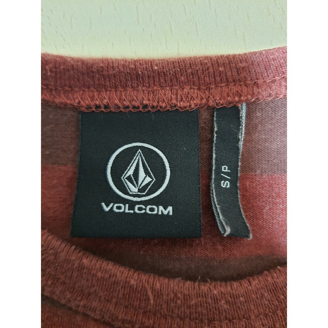 VOLCOM ボルコム　ボーダー ロンT 長袖 Tシャツ メンズのトップス(Tシャツ/カットソー(七分/長袖))の商品写真