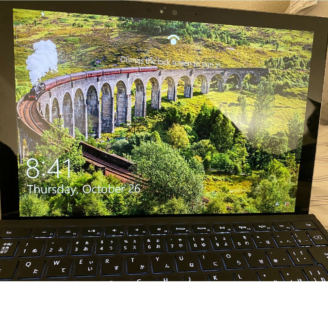 Surface Pro4 i5-6300U/4GB/SSD128GB