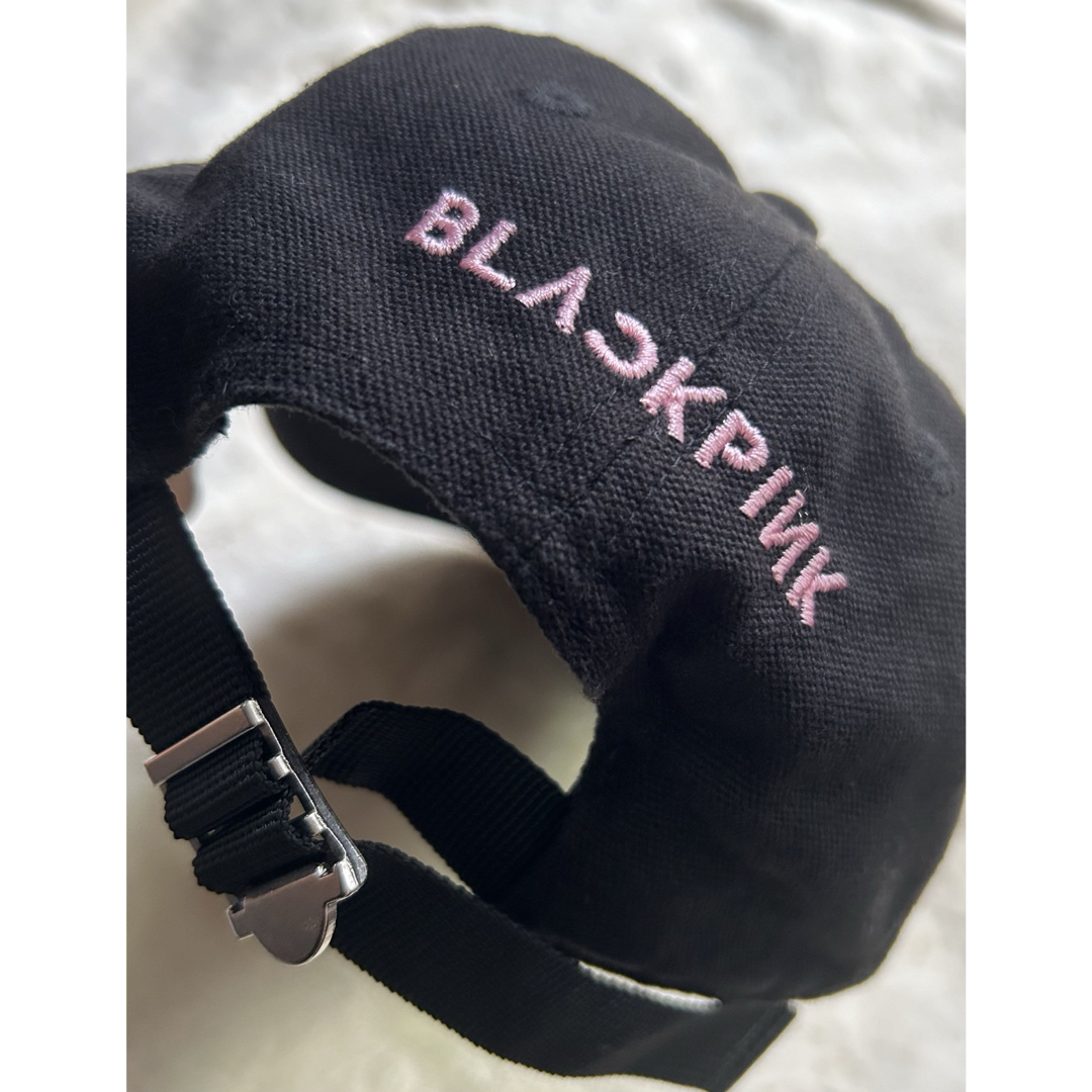 H&M(エイチアンドエム)のH&M ブラックピンク コラボ　キャップ　帽子　blackpink H&M レディースの帽子(キャップ)の商品写真