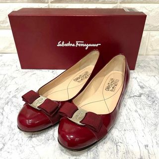 サルバトーレフェラガモ SalvatoreFerragamo フラットシューズ