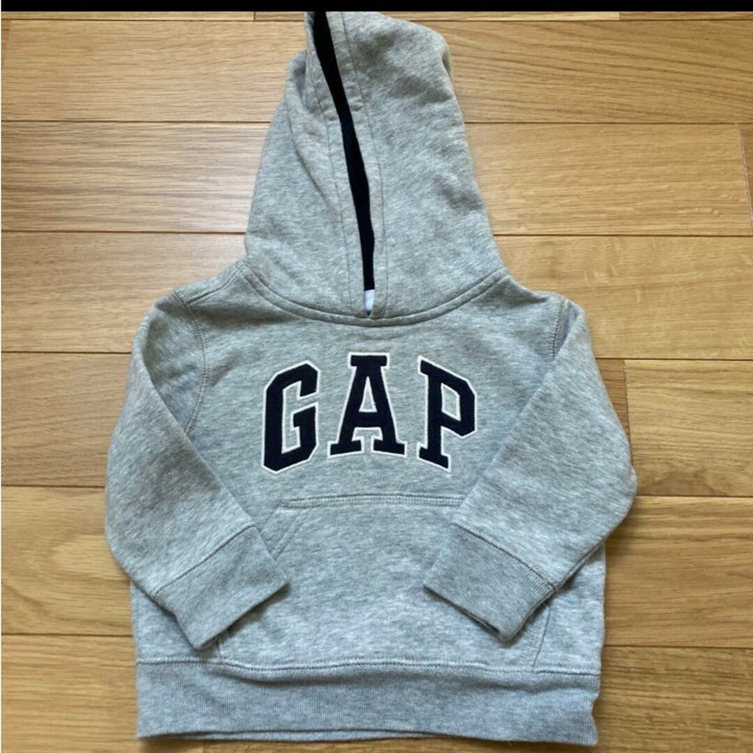 GAP(ギャップ)の80cm　GAP　スウェットパーカー　バーカ　 GAP KIDS キッズ/ベビー/マタニティのベビー服(~85cm)(トレーナー)の商品写真