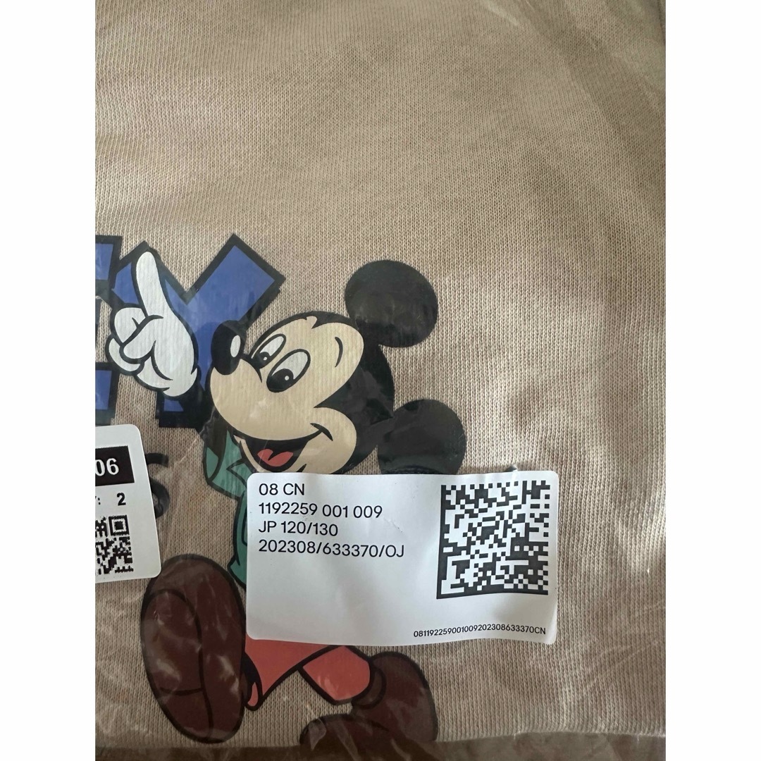 WEB限定カラー H&M ディズニー ミッキー100周年スタジャン ジャケット WEB限定カラー H&M ディズニー ミッキー100周年スタジャン ジャケット
