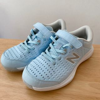 ニューバランス(New Balance)の室内用シューズ　トレーニングシューズ　ニューバランス　21センチ(スニーカー)