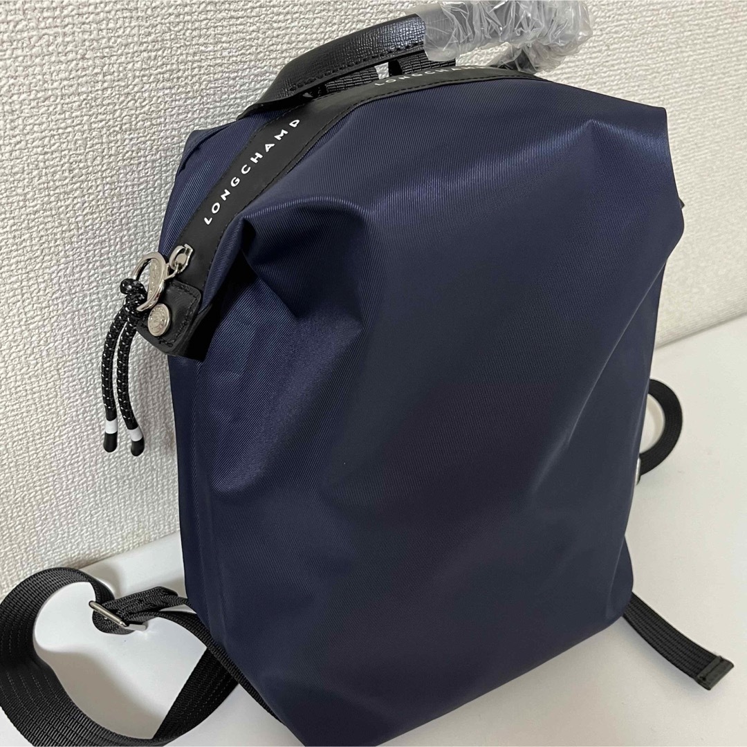 LONGCHAMP(ロンシャン)の【新品】ロンシャン ル プリアージュENERGY最新Mバックパックダークネイビー レディースのバッグ(リュック/バックパック)の商品写真