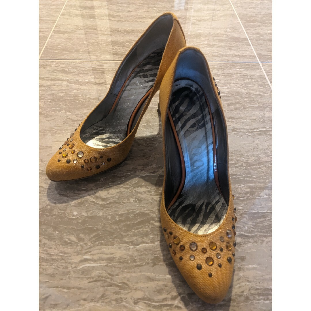 DIANA(ダイアナ)のTOZZOトゾー☆キラキラヒールパンプス21.5cm レディースの靴/シューズ(ハイヒール/パンプス)の商品写真