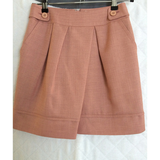 クローラ(CROLLA)のCROLLA (クローラ)ピンク　スカート　フェミニンな装いに❤(ひざ丈スカート)