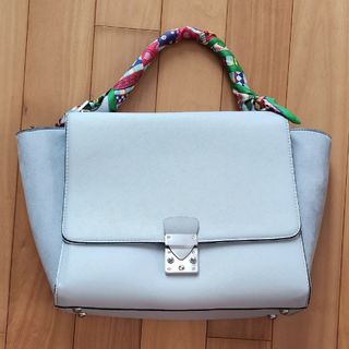 ザラ(ZARA)のZARA　バッグ　中古　ペールブルー(ハンドバッグ)