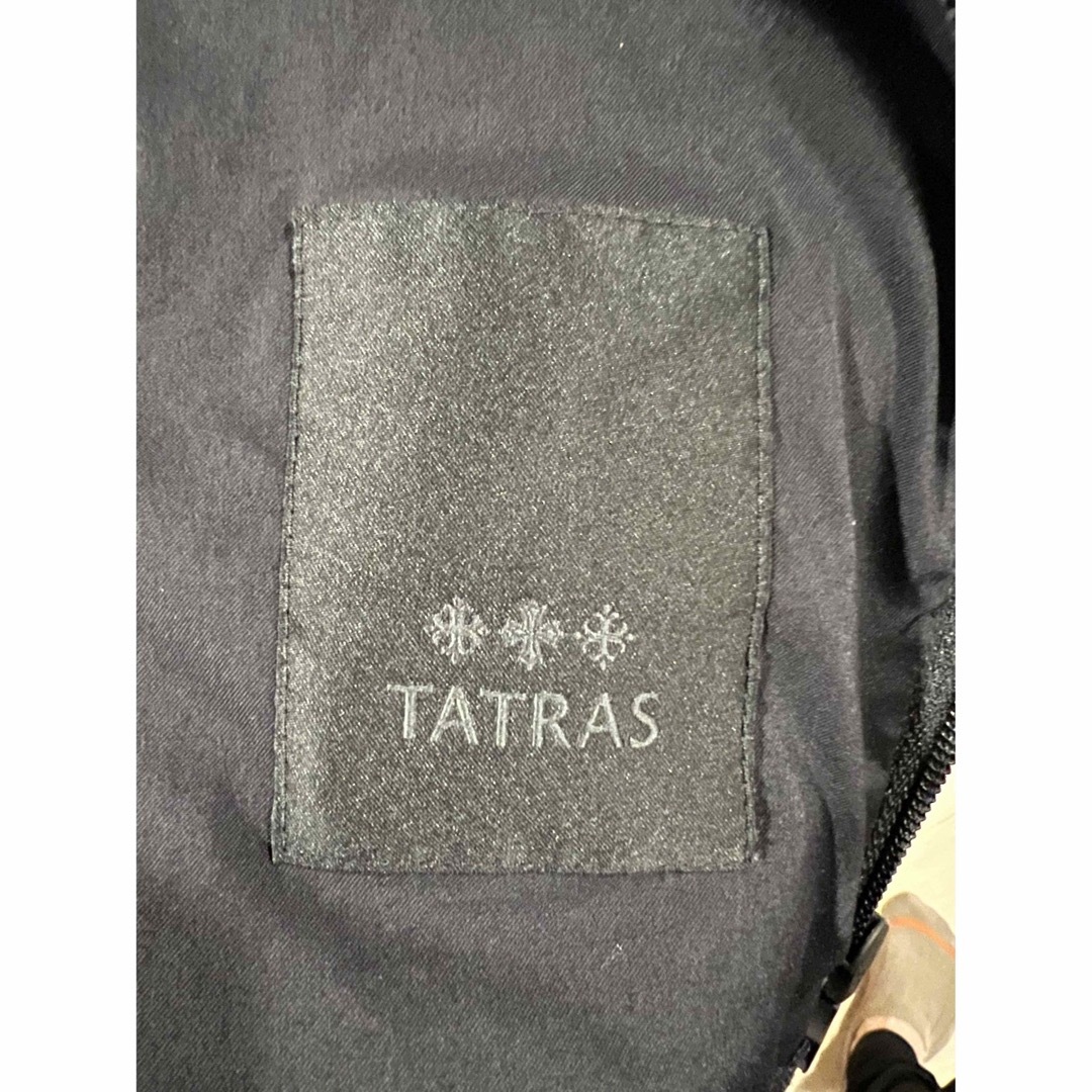 TATRAS(タトラス)の【美品】定価¥76,200 タトラス　ナイロンフーディ メンズのジャケット/アウター(ナイロンジャケット)の商品写真