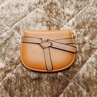 ロエベ(LOEWE)の⚫︎ロエベ⚫︎カードケース⚫︎じゃばら⚫︎小銭入れ⚫︎ミニ財布⚫︎おしゃれ⚫︎(ポーチ)