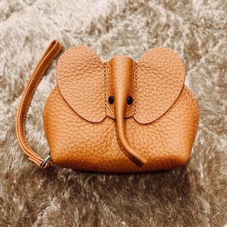 ロエベ(LOEWE)の⚫︎ロエベ風⚫︎ゾウ⚫︎ポーチ⚫︎コインケース⚫︎本革⚫︎韓国⚫︎キーケース⚫︎(ポーチ)