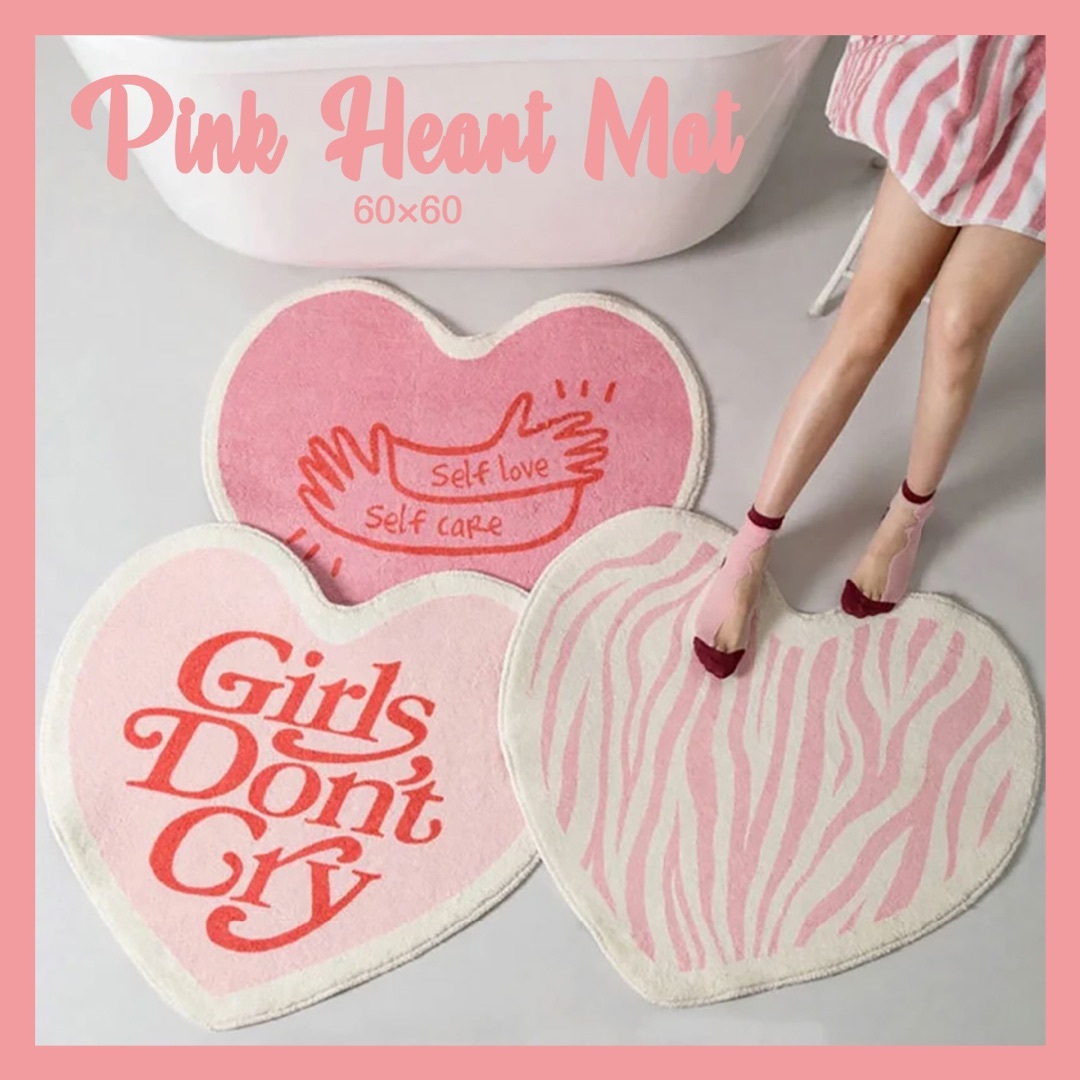 ピンク ハート ドアマット 60×60cm Girls Don't Cry インテリア/住まい/日用品のラグ/カーペット/マット(玄関マット)の商品写真