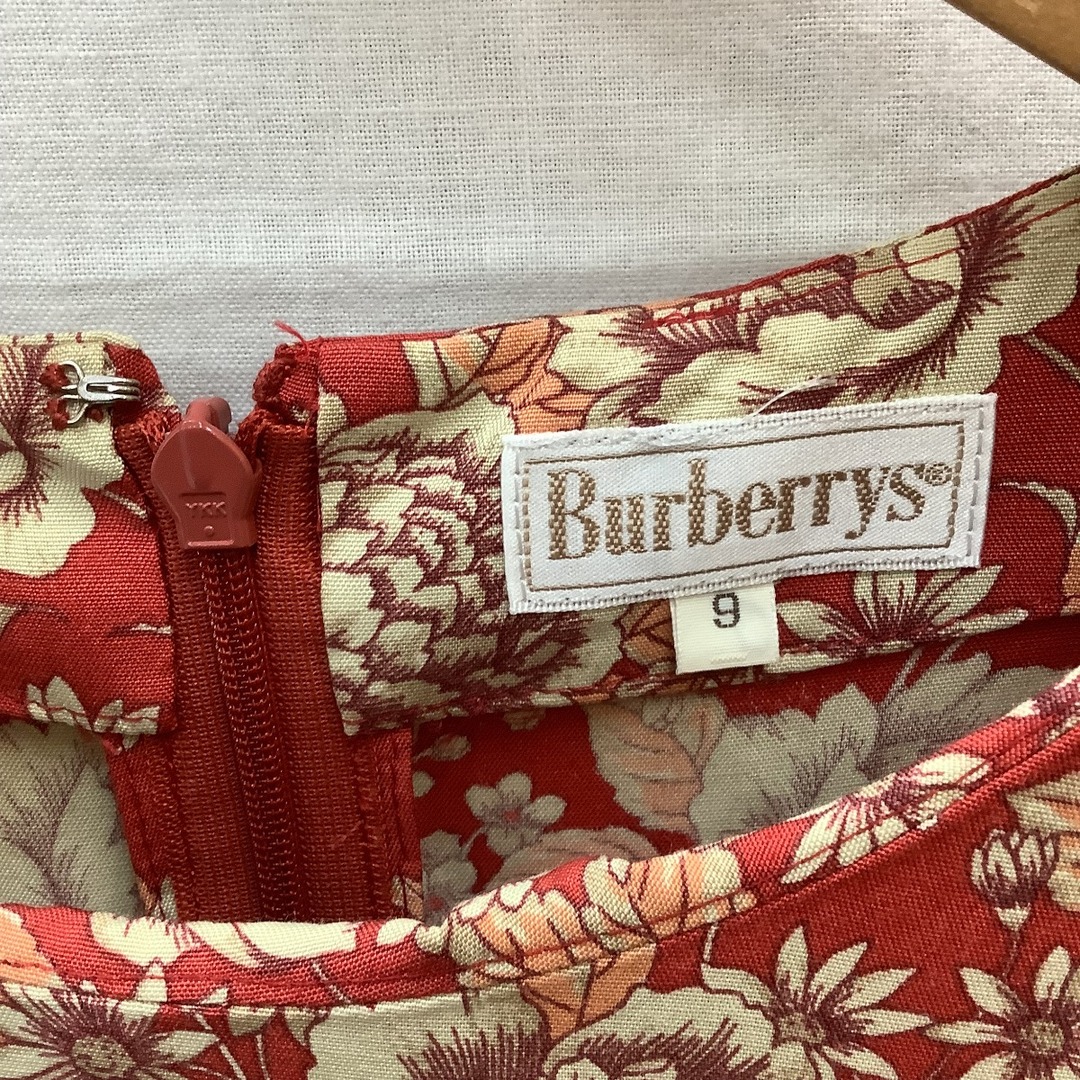 ♪♪Burberrys バーバリーズ ヴィンテージ レディース ワンピース SIZE 9号 花柄 レッド レディースのワンピース(その他)の商品写真