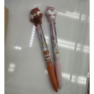 韓国DAISO秋の新作限定品〜ほっぺパンパンりすの３色ボールペン〜２本セット(キャラクターグッズ)