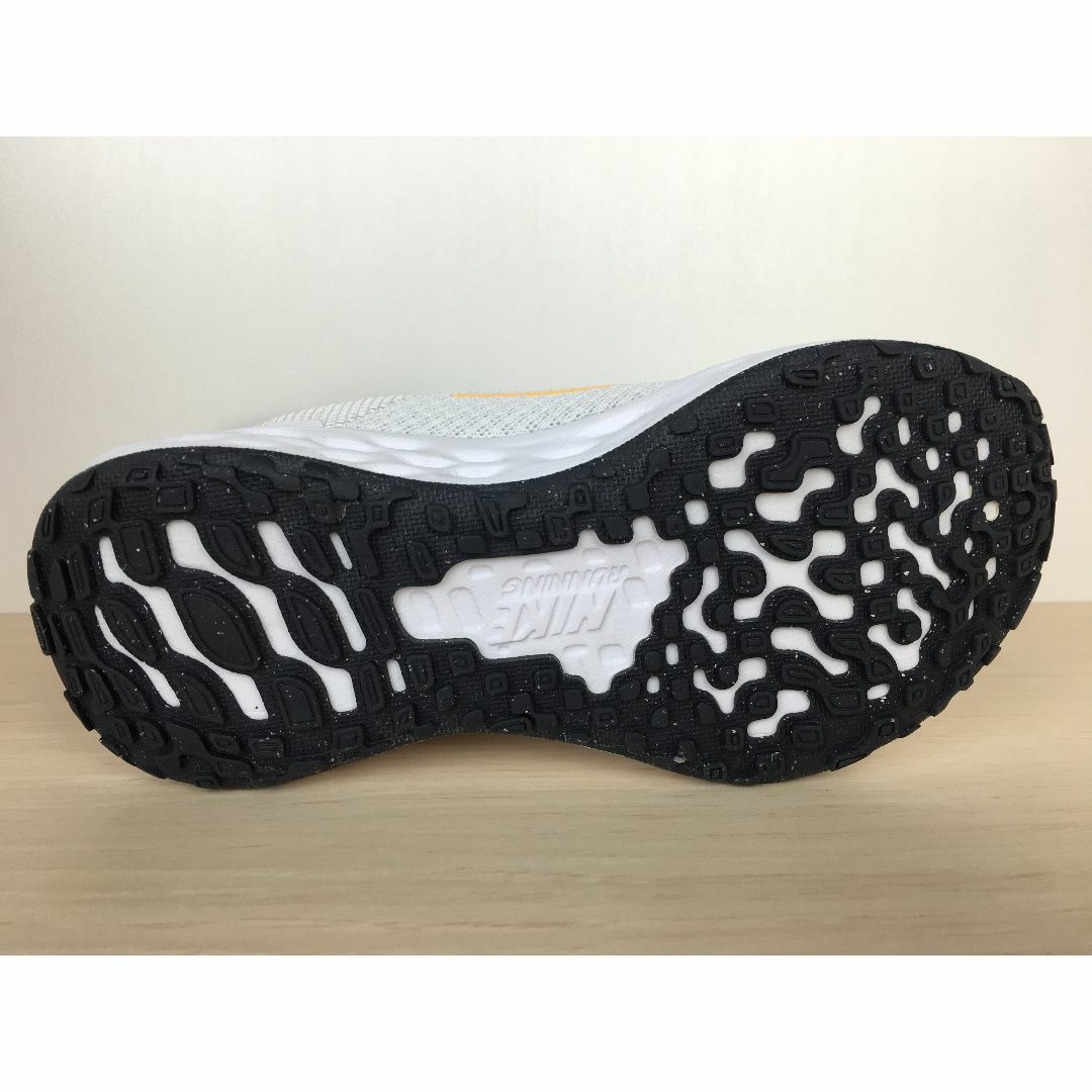 NIKE(ナイキ)のナイキ レボリューション6 NN PSV 靴 17,5cm 新品 (1779) キッズ/ベビー/マタニティのキッズ靴/シューズ(15cm~)(スニーカー)の商品写真