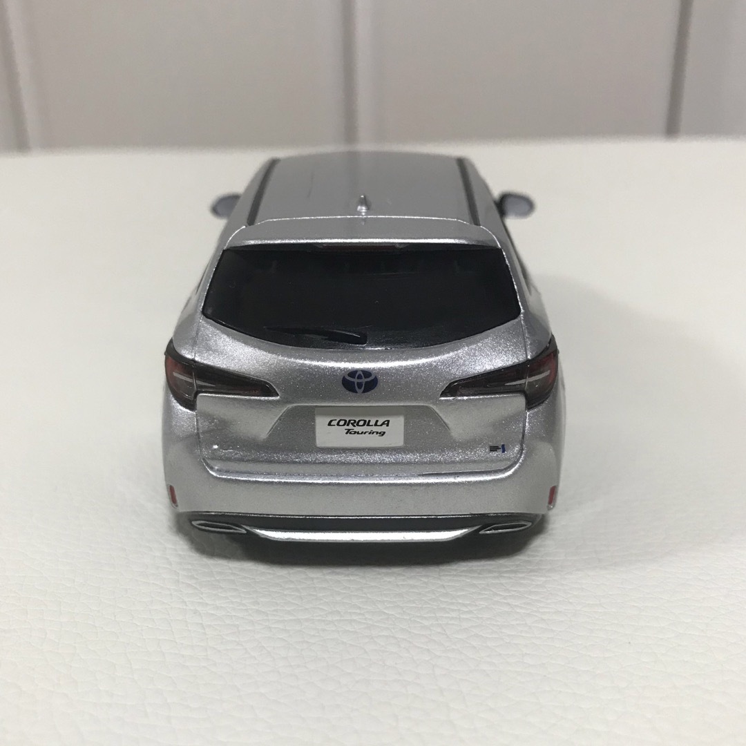 トヨタ - トヨタ カローラツーリング ミニカーの通販 by だだだ トヨタ - トヨタ カローラツーリング ミニカーの通販 by だだだ