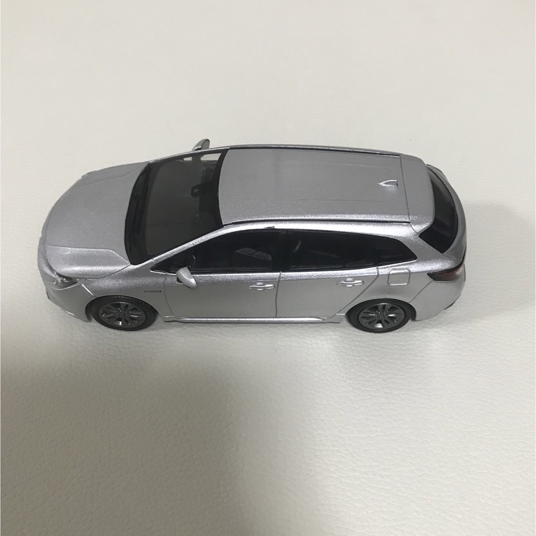 トヨタ - トヨタ カローラツーリング ミニカーの通販 by だだだ トヨタ - トヨタ カローラツーリング ミニカーの通販 by だだだ