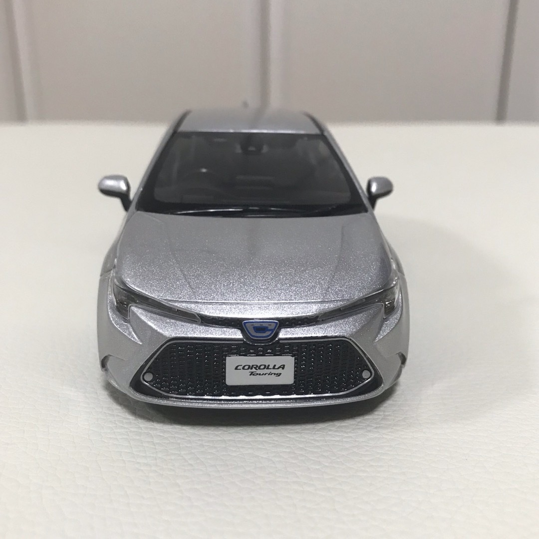 トヨタ - トヨタ カローラツーリング ミニカーの通販 by だだだ トヨタ - トヨタ カローラツーリング ミニカーの通販 by だだだ