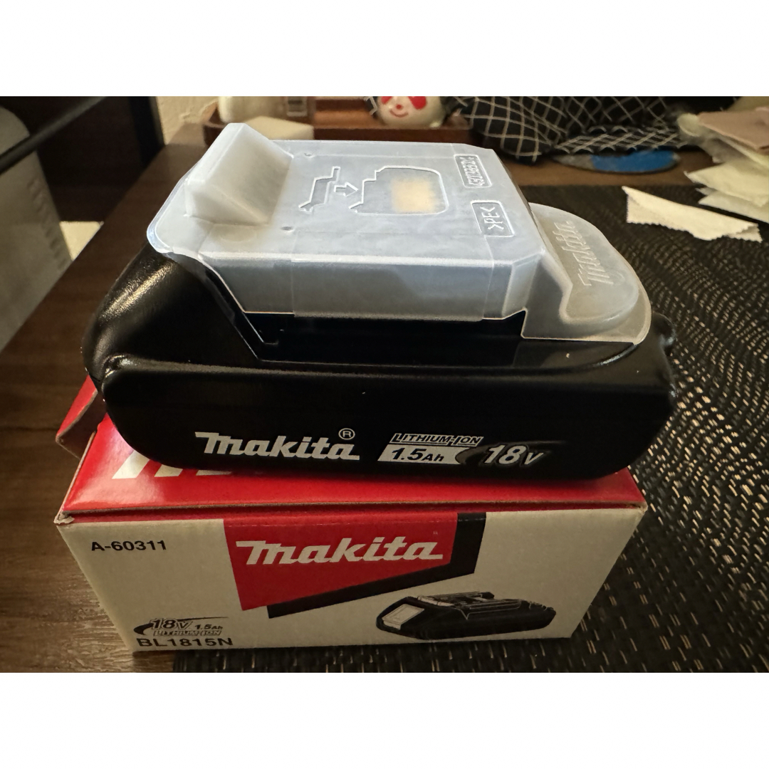 Makita(マキタ)の新品未使用品　マキタバッテリーBL1815 18V  1.5Ah 自動車/バイクのバイク(工具)の商品写真