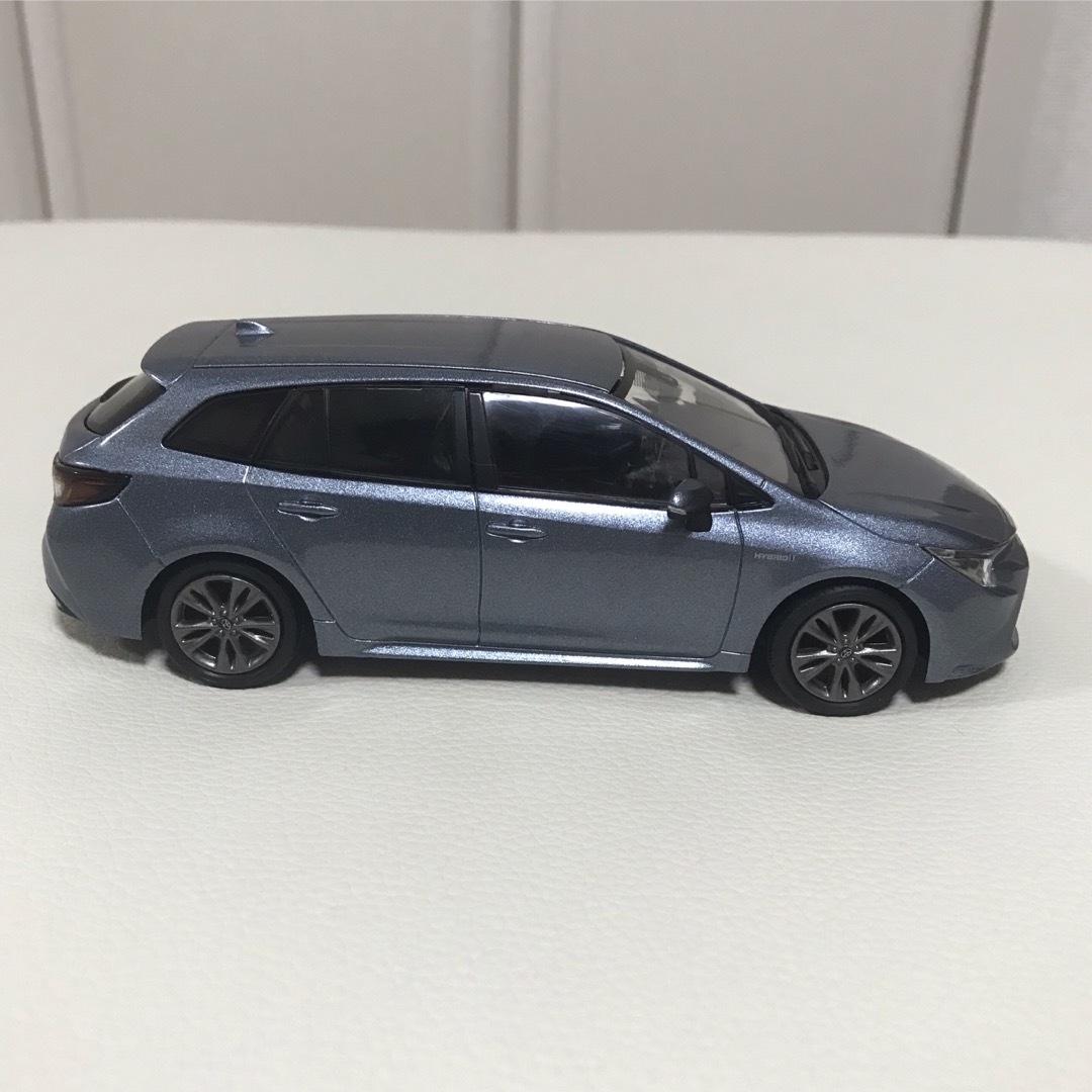 トヨタ - トヨタ カローラツーリング ミニカーの通販 by だだだ トヨタ - トヨタ カローラツーリング ミニカーの通販 by だだだ