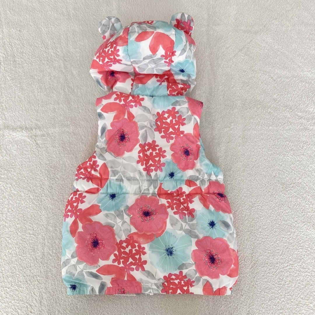 GYMBOREE(ジンボリー)のダウンベスト　ジンボリー　100センチ キッズ/ベビー/マタニティのキッズ服女の子用(90cm~)(ジャケット/上着)の商品写真