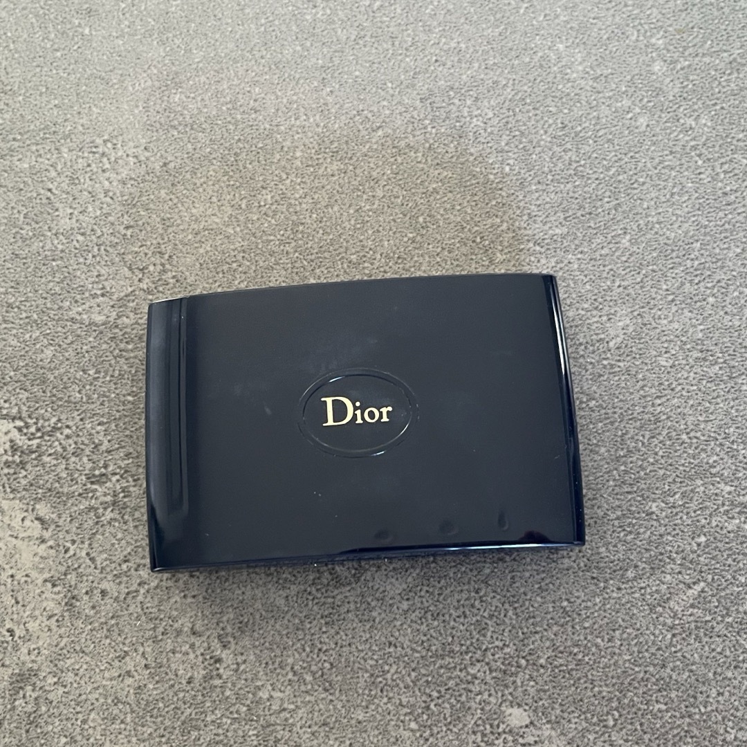 Dior(ディオール)のDIOR ミニメイクパレット　ピンク コスメ/美容のキット/セット(コフレ/メイクアップセット)の商品写真