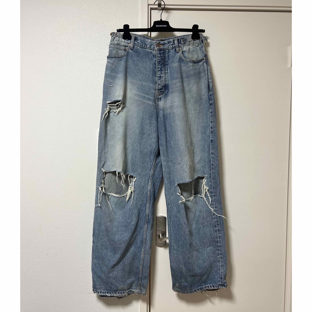 Balenciaga(バレンシアガ)のBalenciaga SS23 Destroyed Large Baggy メンズのパンツ(デニム/ジーンズ)の商品写真