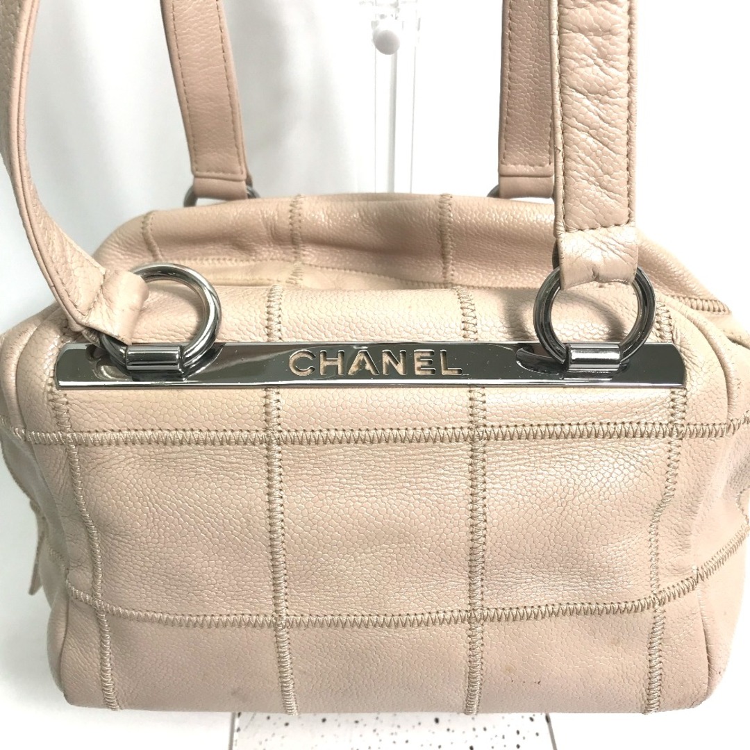 CHANEL(シャネル)のシャネル CHANEL チョコバー キルティング ミニボストンバッグ ショルダー 肩掛け ハンドバッグ キャビアスキン ピンク系 レディースのバッグ(ハンドバッグ)の商品写真