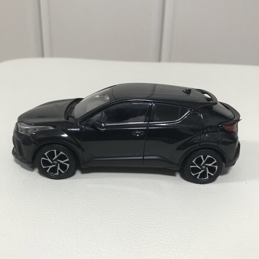 Amazon | み C-HR ミニカー トヨタ 1/30 カラーサンプル 209