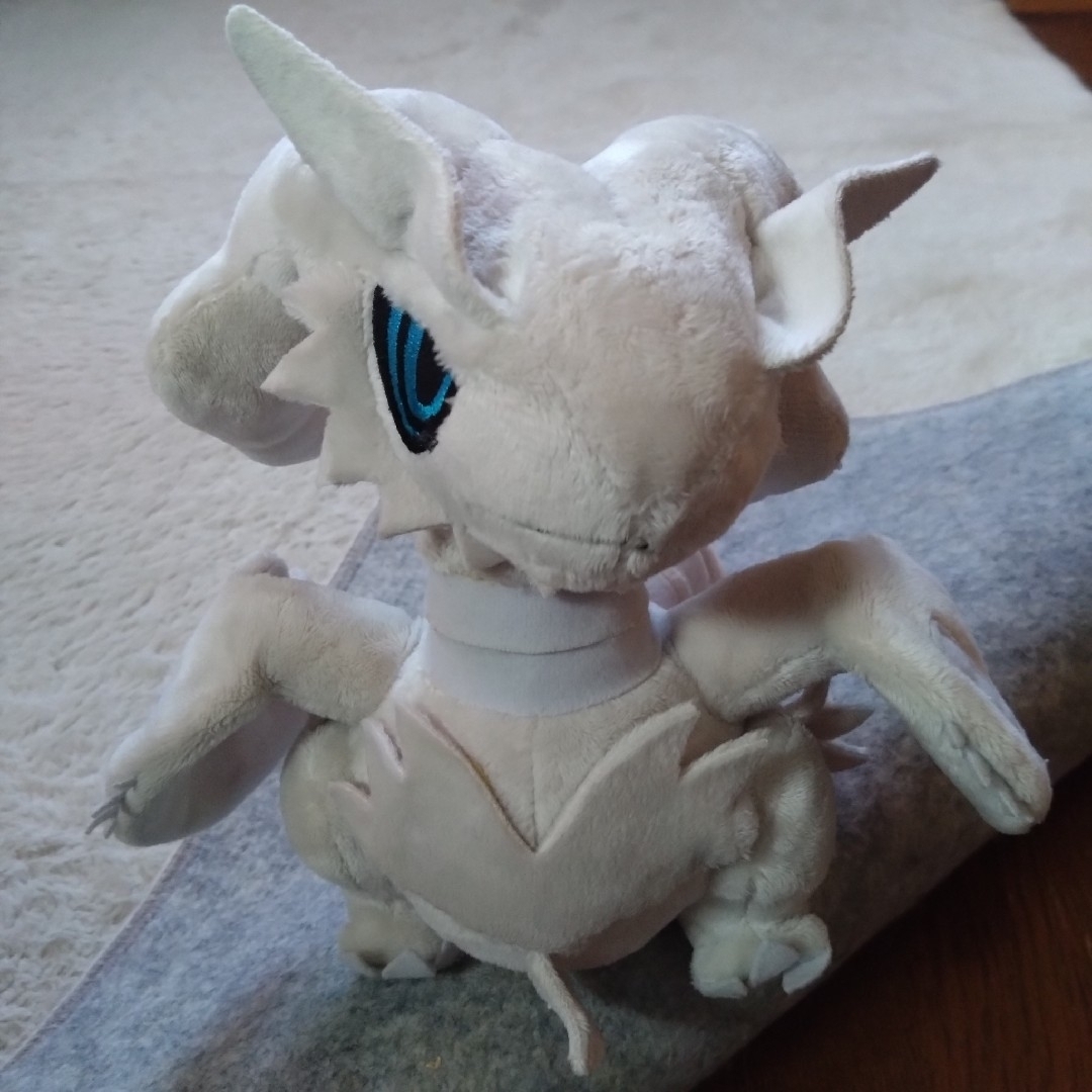 ポケモン - レシラムドール ポケドールの通販 by グッズいろいろ ポケモン - レシラムドール ポケドールの通販 by グッズいろいろ