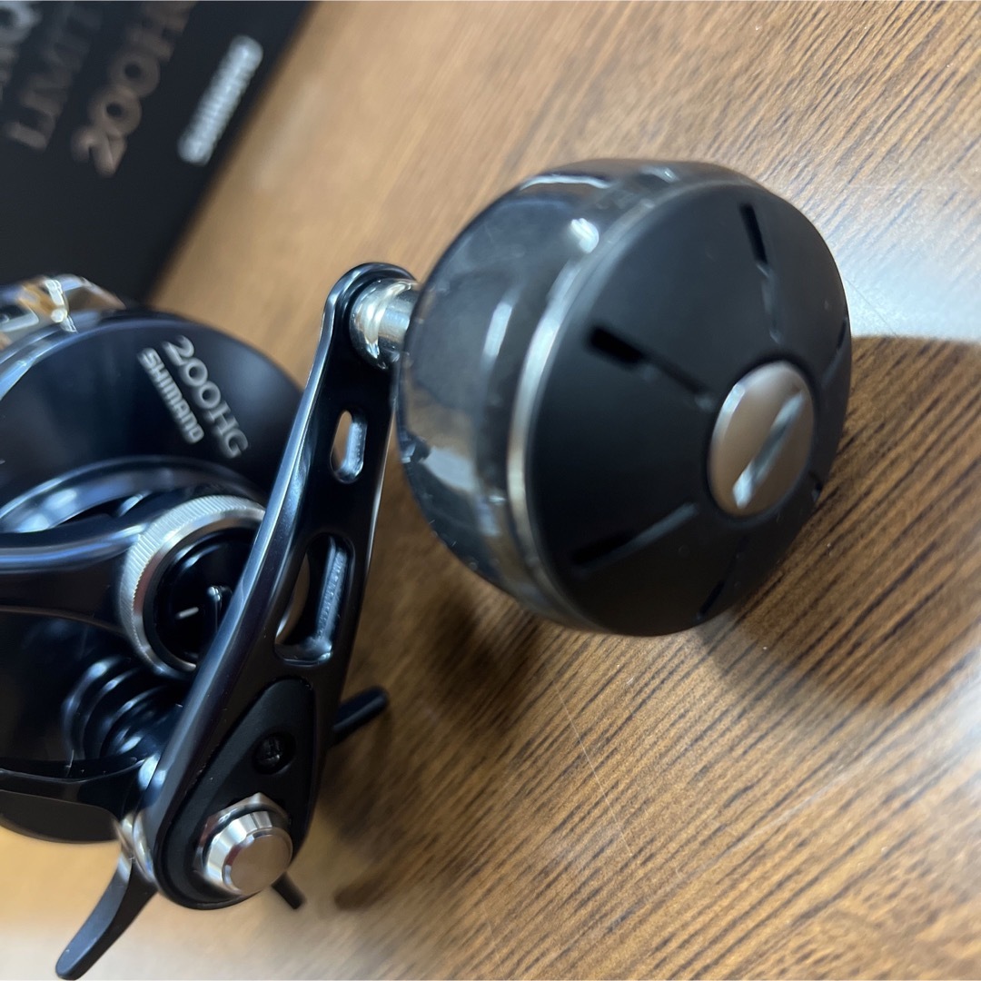 SHIMANO(シマノ)のオシアコンクエストリミテッド　200HG スポーツ/アウトドアのフィッシング(リール)の商品写真