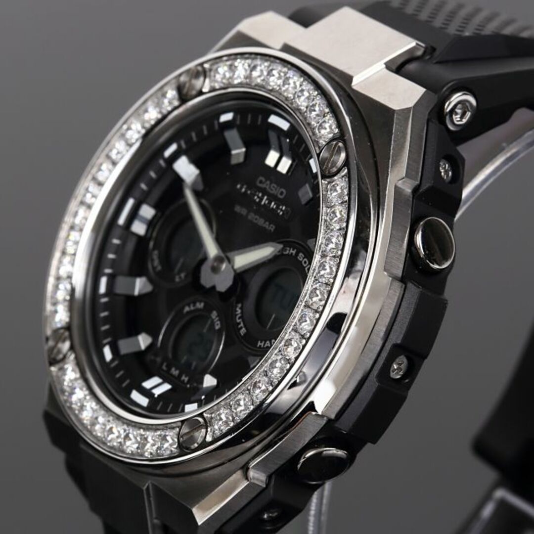 G-SHOCK(ジーショック)のG-SHOCK GST w300 大粒CZダイヤ（キュービックジルコニア）カスタムベゼル 18K GOLD カスタムCZダイヤ（キュービックジルコニア） メンズの時計(腕時計(アナログ))の商品写真