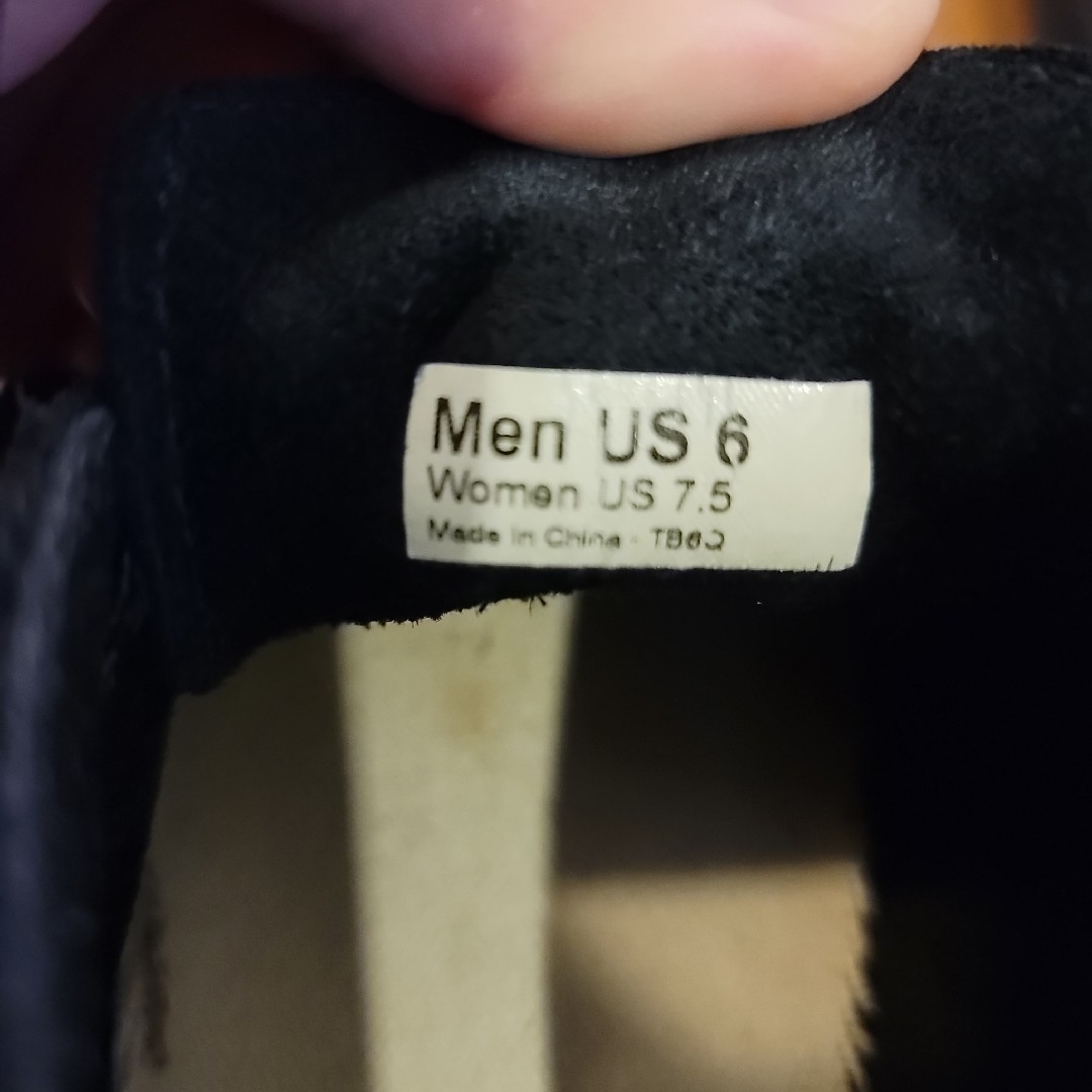 VANSシューズ  サイズUS6 約24cm メンズの靴/シューズ(スニーカー)の商品写真