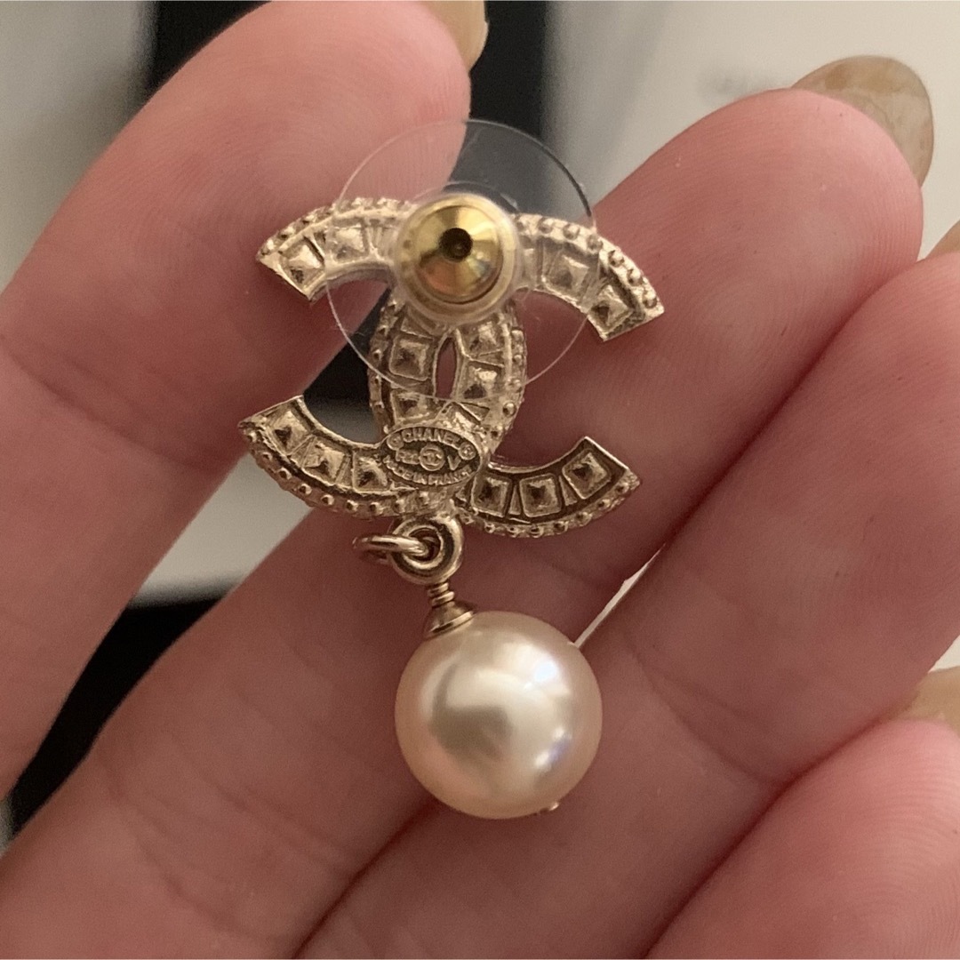 正規品 CHANEL ピアス パール 両耳 - アクセサリー 正規品 CHANEL ピアス パール 両耳 - アクセサリー