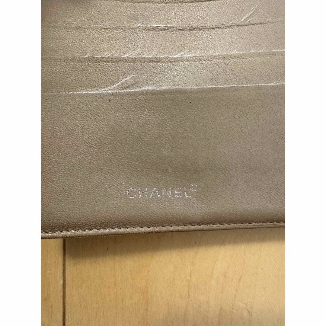 CHANEL シャネル 二つ折り財布