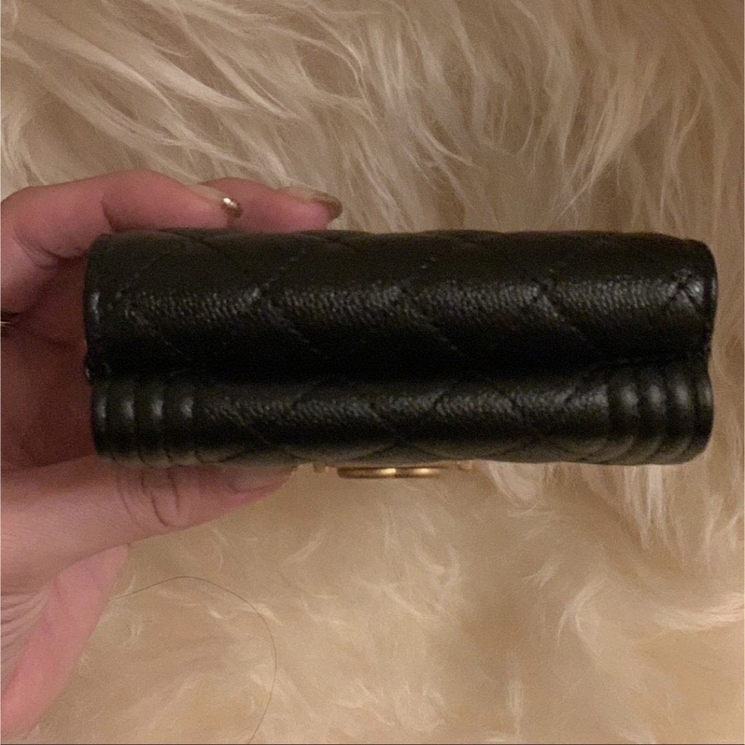 CHANEL(シャネル)の【正規品】CHANEL マトラッセ三つ折りミニ財布　 レディースのファッション小物(財布)の商品写真