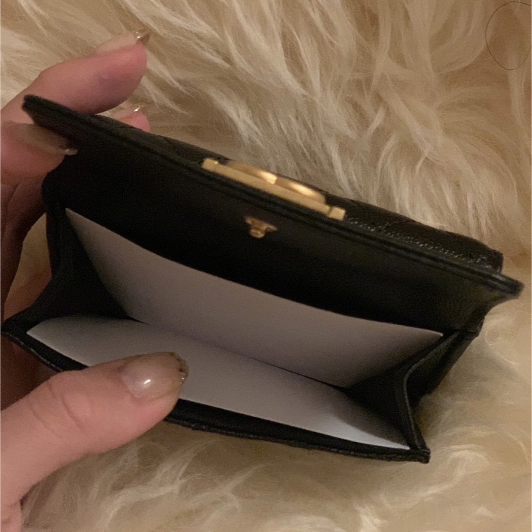 CHANEL(シャネル)の【正規品】CHANEL マトラッセ三つ折りミニ財布　 レディースのファッション小物(財布)の商品写真