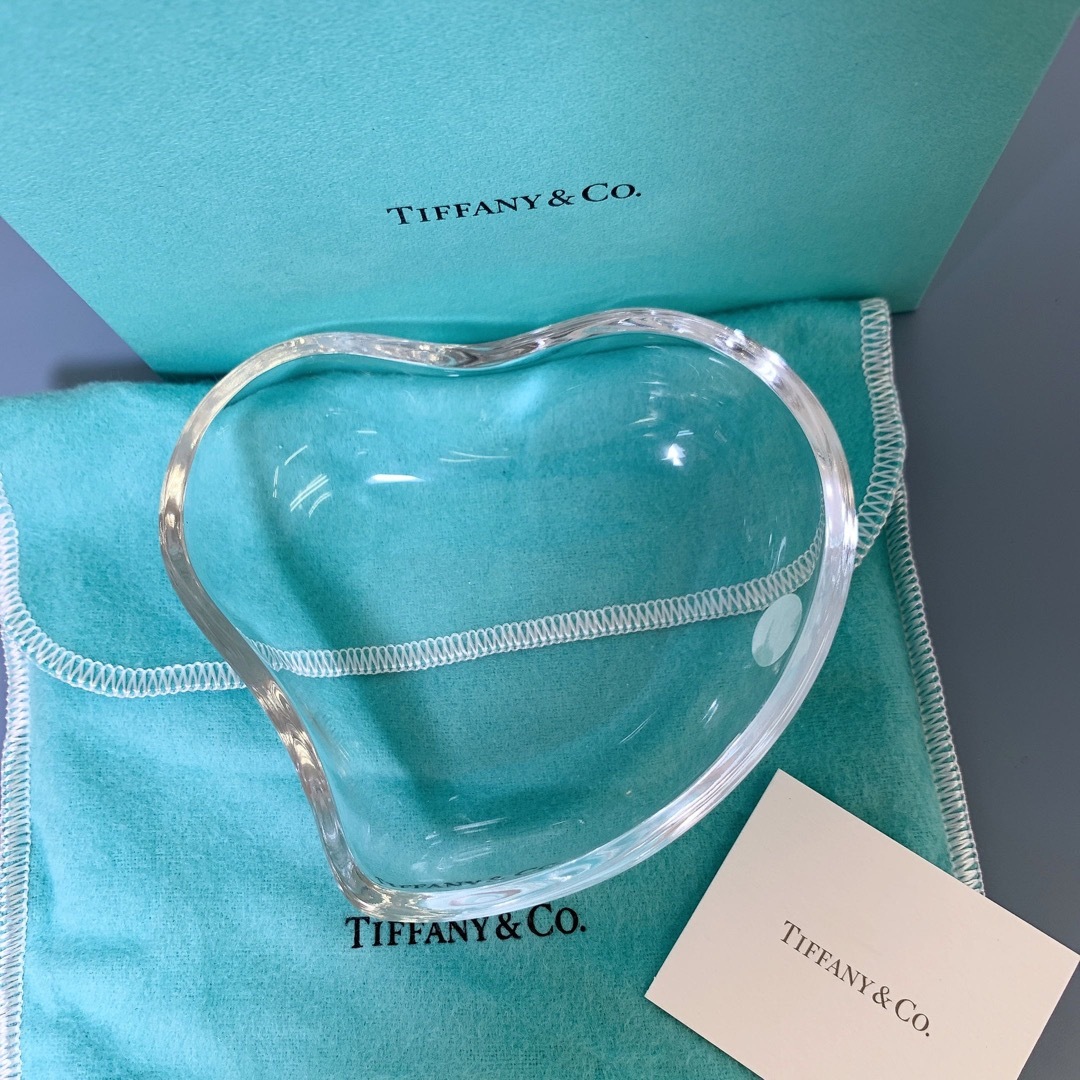 Tiffany & Co.(ティファニー)のTiffany & Co.ガラス小物入れ 箱、保存袋付き 美品 インテリア/住まい/日用品のインテリア小物(小物入れ)の商品写真