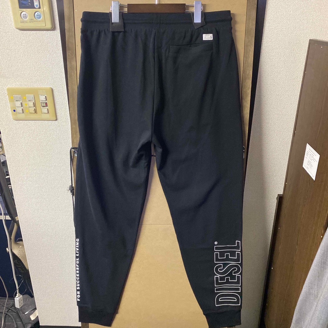 【新品】DIESEL ビッグサイズ バックロゴプリント スウェットパンツ XXLパンツ